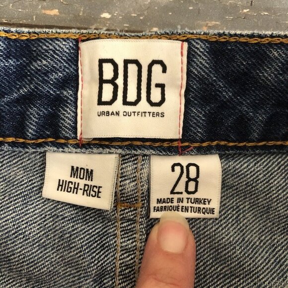 BDG Urban Outfitters Jeans Womens 28 Blue Mom High Rise Denim Distressed - Picture 7 of 11